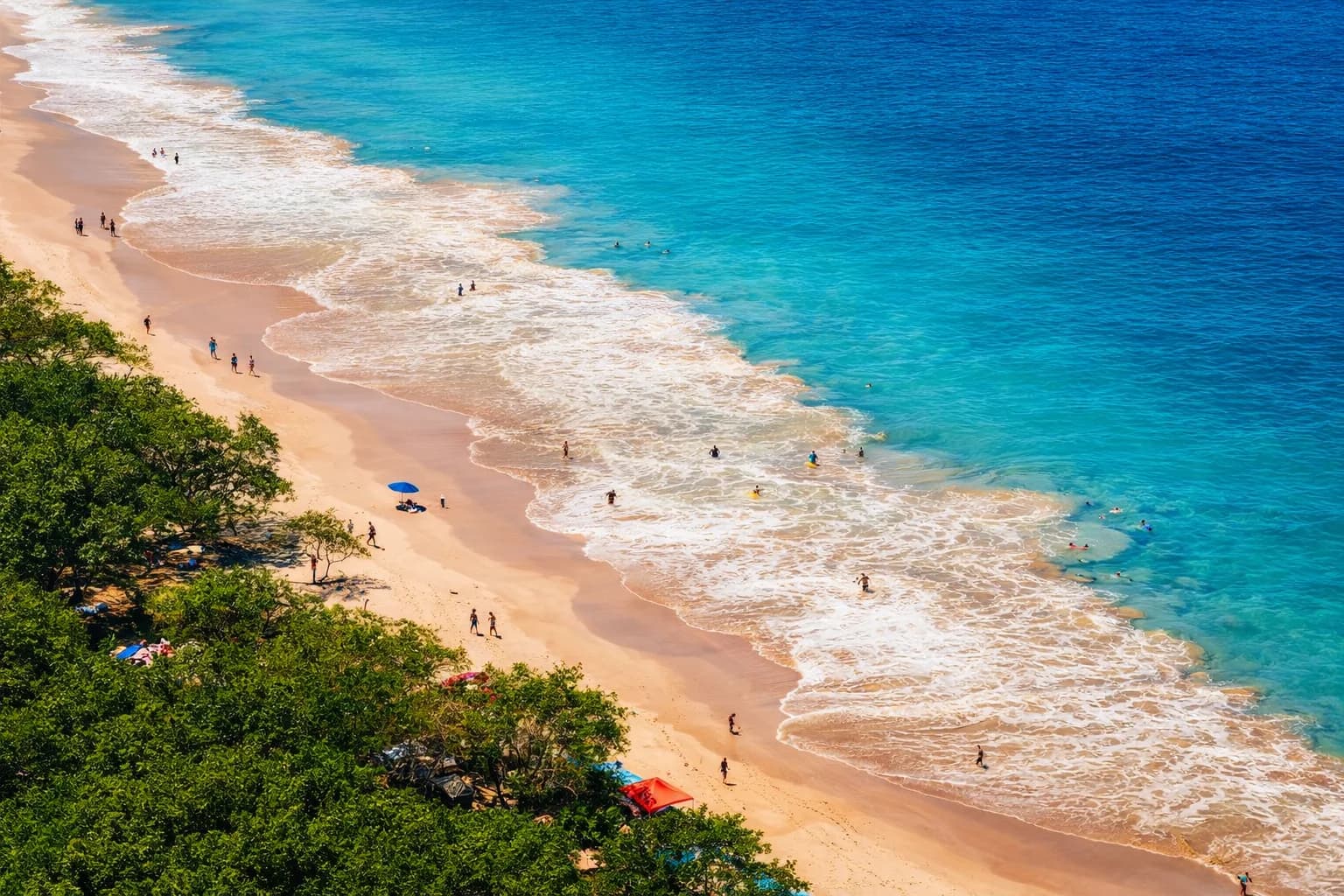 Pristine Costa Rica beach near Arcadia Brasilito